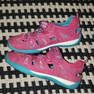 Girls Stride Rite Sneaker